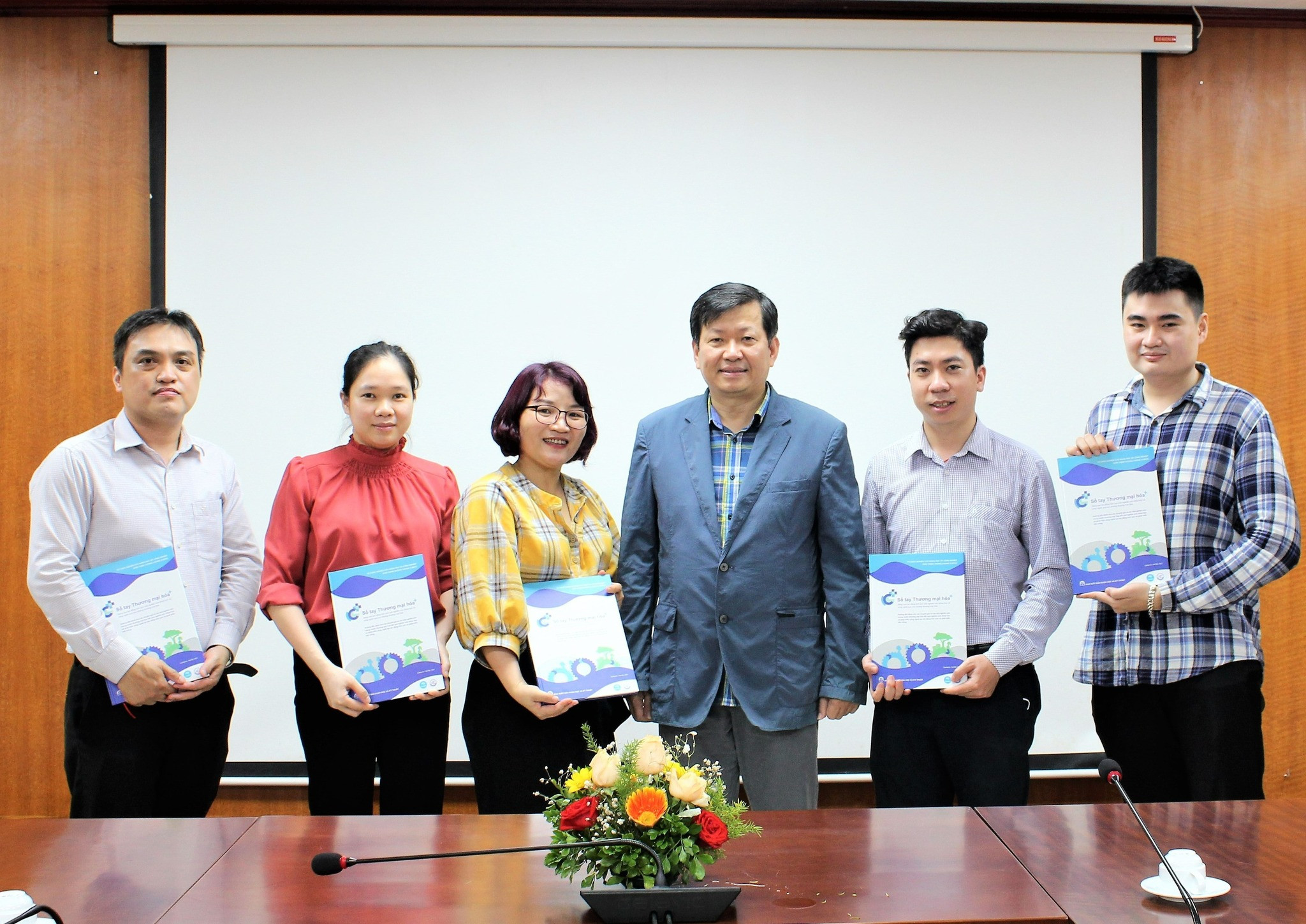 z3307618506866_9bb5da9e3d2b4083a7a82b0b4ee6583c