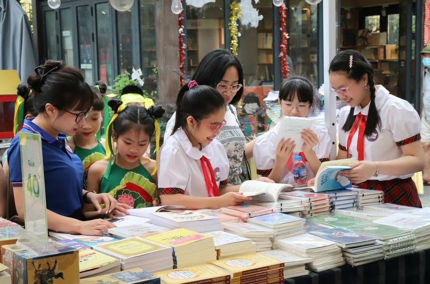 Sach thieu nhi anh 1