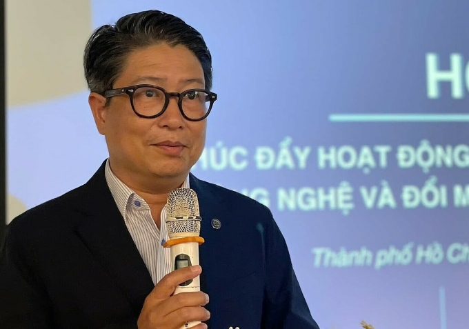 Phó Chánh Văn phòng phụ trách phía Nam Bộ Khoa học và Công nghệ Nguyễn Mạnh Cường phát biểu tại hội thảo, chiều 22/8. Ảnh: Hà An