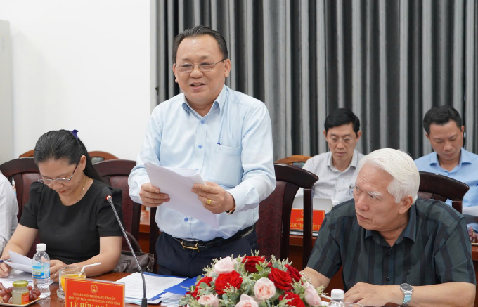 Ông Lê Hữu Hoàng phát biểu tại cuộc hop chiều 16/8. Ảnh: TTTT