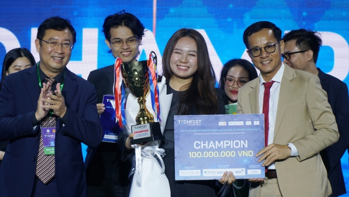 YERA, sản phẩm protein từ men vi sinh dành chiến thắng Cuộc thi tìm kiếm tài năng khởi nghiệp sáng tạo quốc gia 2024. Ảnh Lê Tân