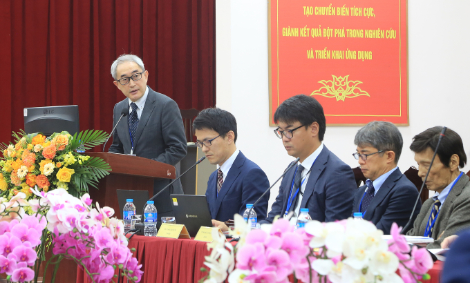 Ông Takeshi Makigami trình bài tham luận tại diễn đàn. Ảnh: Vinatom