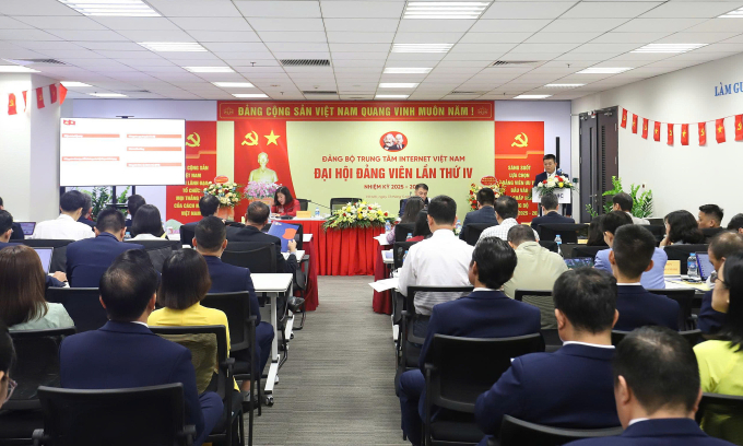 Toàn cảnh đại hội. Ảnh: VNNIC