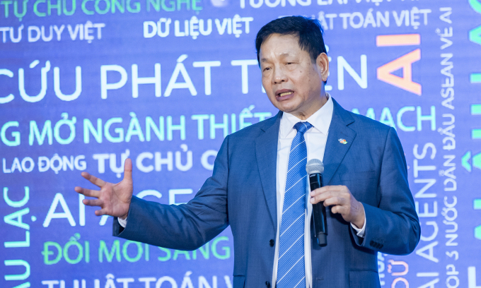 Chủ tịch FPT Trương Gia Bình phát biểu tại sự kiện. Ảnh: Vân Anh
