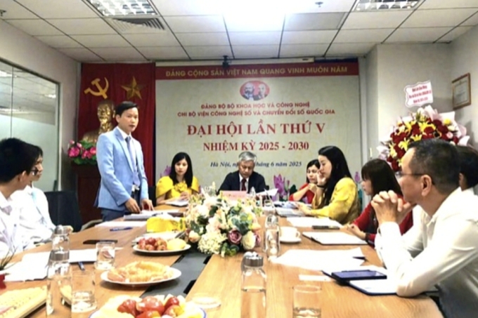 Đại hội Chi bộ lần thứ V, nhiệm kỳ 2025 - 2030 của Viện Công nghệ số và Chuyển đổi số quốc gia. Ảnh: TTTT