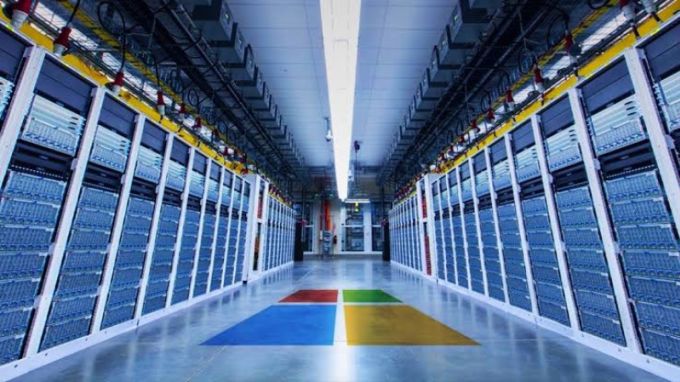 Bên trong một trung tâm dữ liệu. Ảnh: Microsoft Data Center