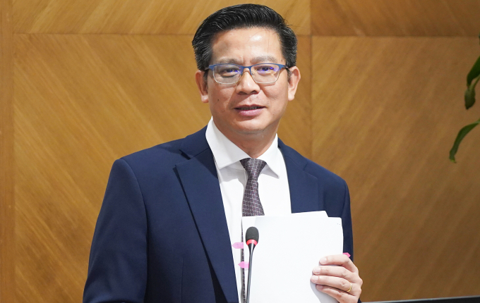 Cục trưởng Tần số vô tuyến điện Lê Văn Tuấn trong buổi làm việc với Bộ trưởng Nguyễn Mạnh Hùng, ngày 25/7/2025. Ảnh: Lưu Quý