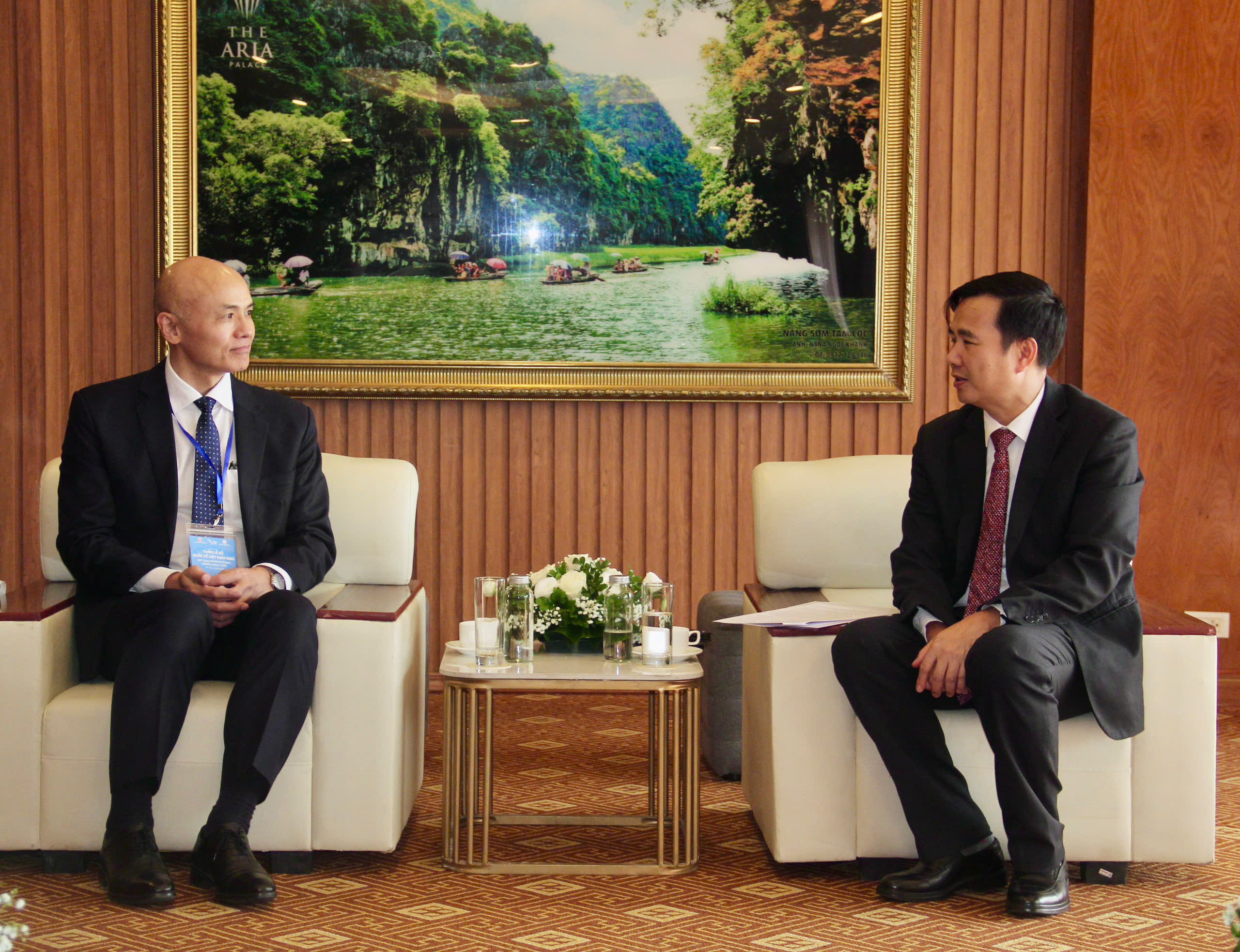 Đẩy mạnh hoạt động song phương thúc đẩy hợp tác KH&CN tại Tuần lễ Số Quốc tế Việt Nam 2025- Ảnh 5. Đẩy mạnh hoạt động song phương thúc đẩy hợp tác KH&CN tại Tuần lễ Số Quốc tế Việt Nam 2025- Ảnh 5.